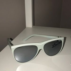 Quay Australia sunglasses new with tags